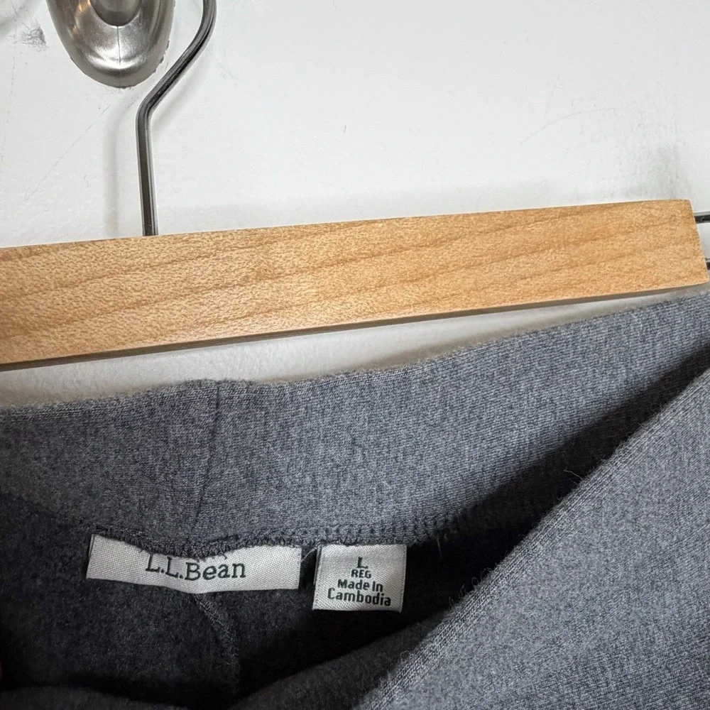 LL Bean Perfect Fit Fleece Backed Straight Leg Pants Gray Womens Size L Stretch